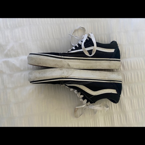 Vans! - Picture 3 of 5